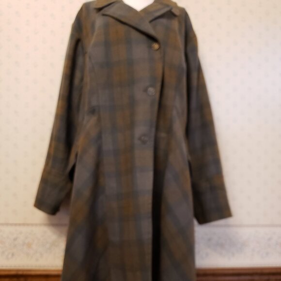 OUTLANDER SERIES EXCLUSIVE TORRID COLLECTION TARTAN GREEN PLAID FIT &FLARE COAT - Picture 2 of 12